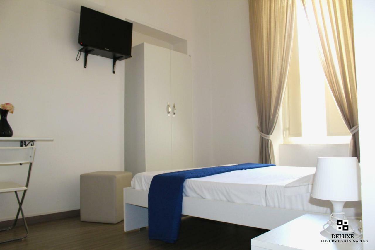 Deluxe B&B Napoli Central Station Экстерьер фото